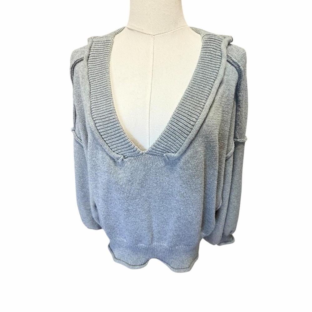 POL Light Green Open Seam V-Neck Loose Fit Women’s Sweater Sz S